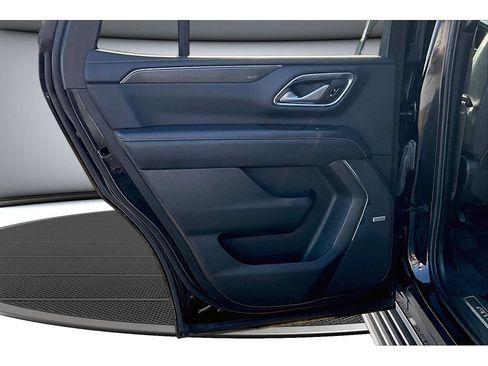 Used 2022 GMC Yukon AT4 w/ AT4 Premium Plus Package AWD/4WD image 31