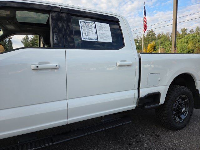 Used 2023 Ford F250 Lariat w/ Lariat Ultimate Package AWD/4WD image 46