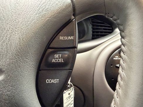 Used 1997 Ford Taurus SHO FWD image 18