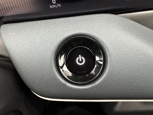 New 2026 Nissan Leaf SV+ w/ Illuminated Package FWD image 22