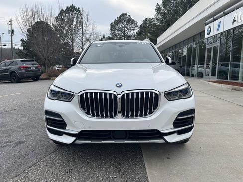 Certified 2022 BMW X5 xDrive40i w/ Executive Package image 3