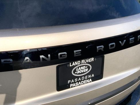 New 2026 Land Rover Range Rover SE image 6