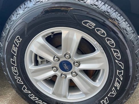 Used 2019 Ford F150 XLT w/ Equipment Group 301A Mid AWD/4WD image 5