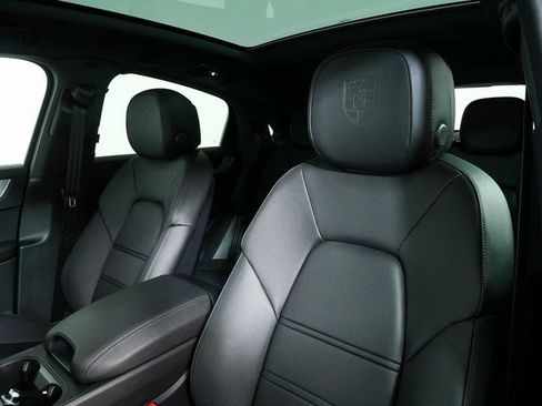 New 2026 Porsche Cayenne Coupe image 5