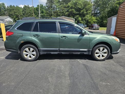 Used 2012 Subaru Outback 2.5i w/ Alloy Wheel Pkg AWD/4WD image 5