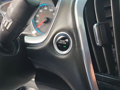 Used 2018 Chevrolet Traverse Premier image 20