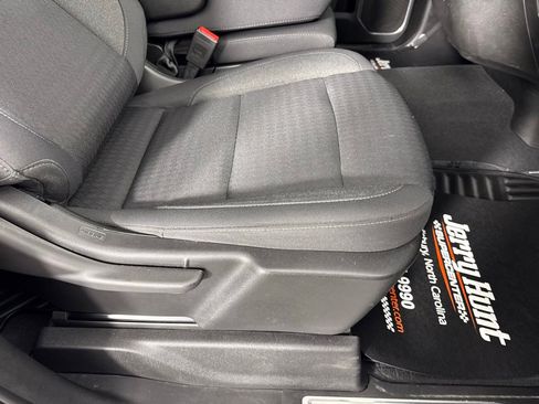 Used 2023 Chevrolet Silverado 1500 LT image 30