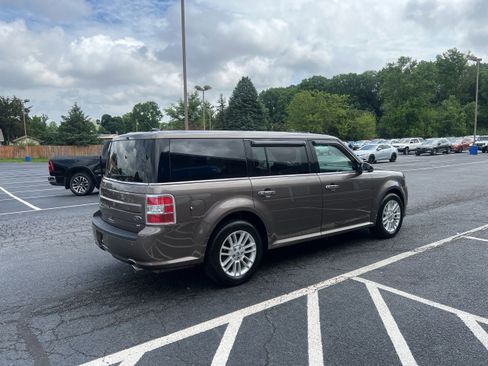 Used 2019 Ford Flex SEL w/ Equipment Group 202A AWD/4WD image 6