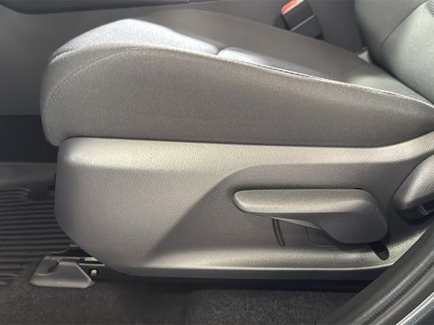 Certified 2025 Toyota RAV4 LE image 14