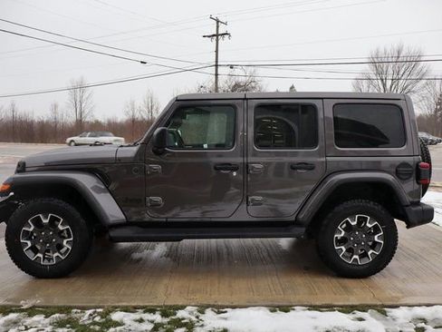New 2026 Jeep Wrangler Unlimited Sahara AWD/4WD image 28