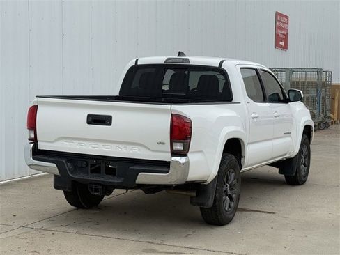 Used 2023 Toyota Tacoma SR5 image 4
