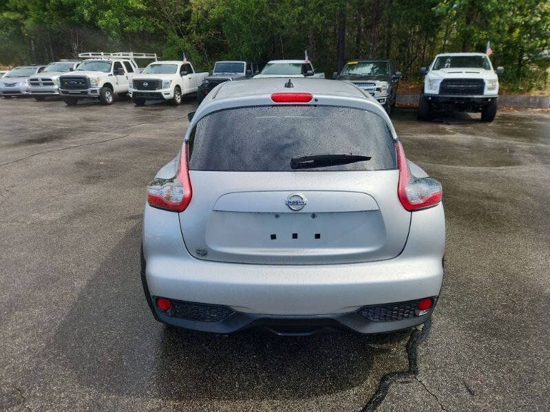 Used 2015 Nissan Juke SV w/ Technology Package FWD image 7