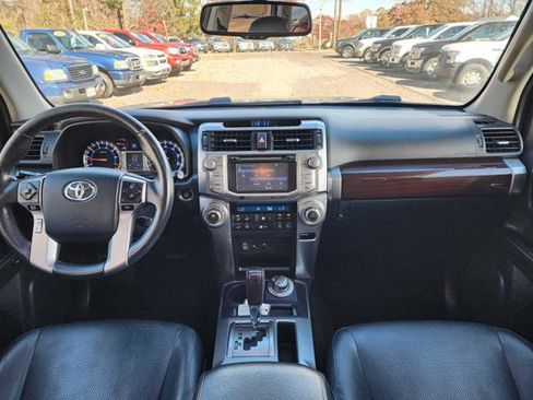 Used 2014 Toyota 4Runner Limited AWD/4WD image 26