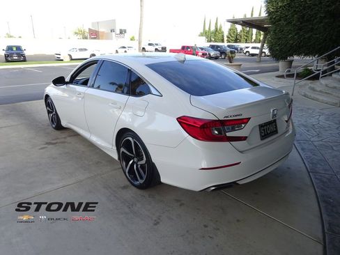 Used 2019 Honda Accord Sport image 6