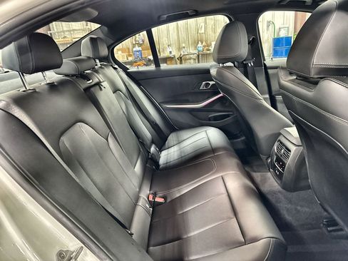 Used 2025 BMW 330i Sedan RWD image 31
