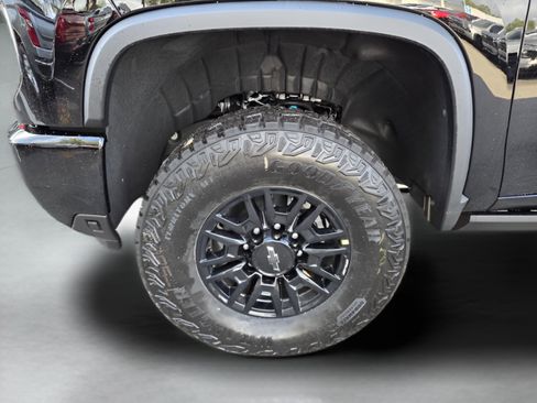 New 2026 Chevrolet Silverado 2500 ZR2 w/ LPO, Dark Essentials Package image 27