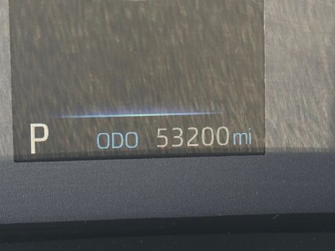 Used 2024 Toyota Corolla LE FWD image 17