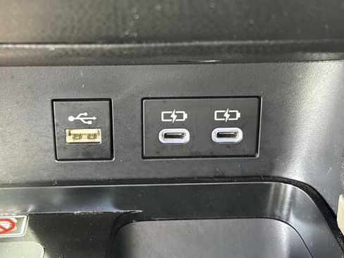 Used 2025 Toyota Camry LE FWD image 39