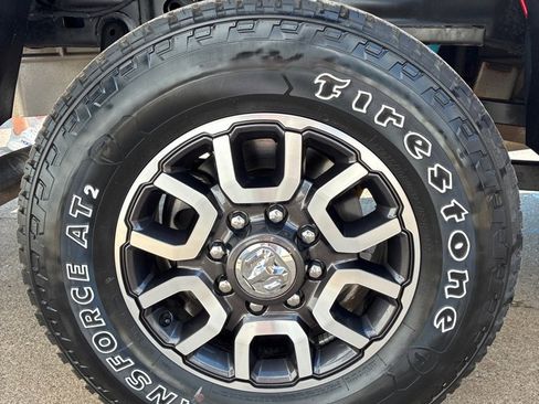 Used 2024 RAM 2500 Limited image 27