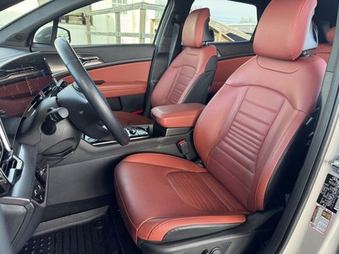 Used 2024 Kia Sportage SX image 22