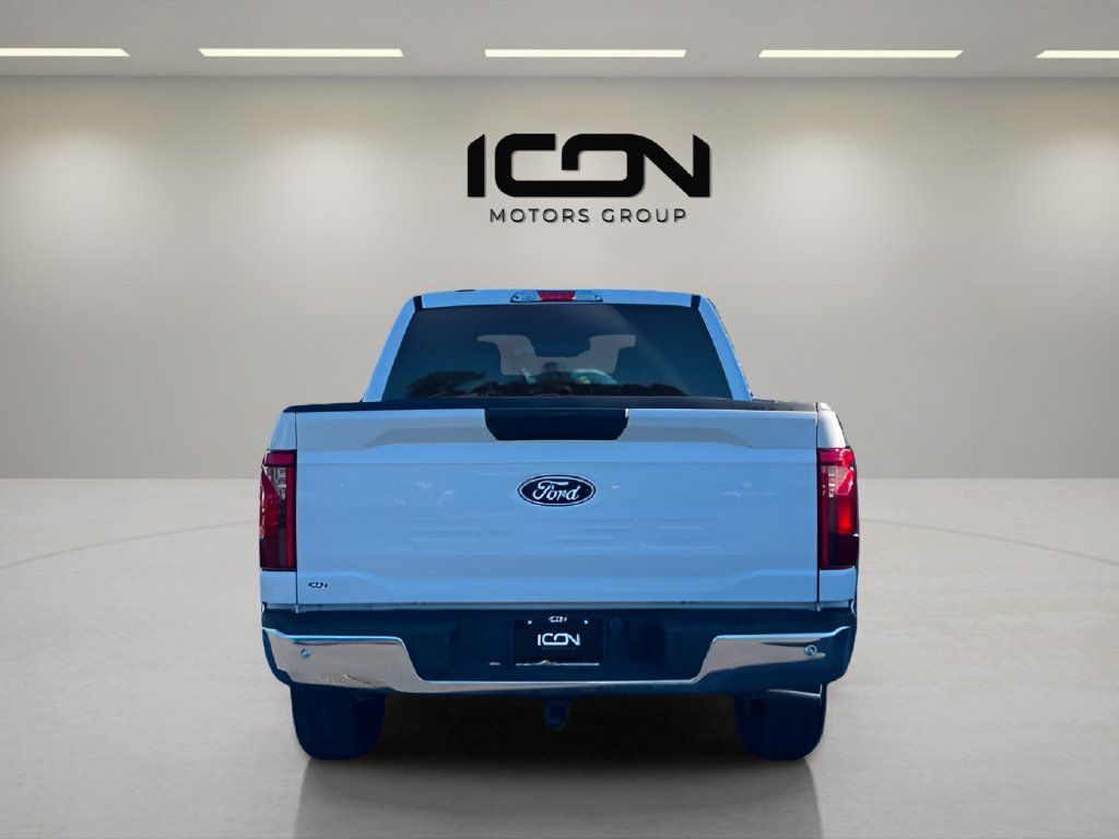 Used 2025 Ford F150 XLT w/ Equipment Group 301A Standard AWD/4WD image 4