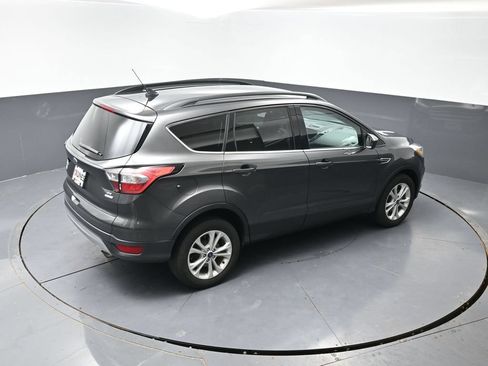 Used 2018 Ford Escape SE w/ SE Sync 3 Package FWD image 40