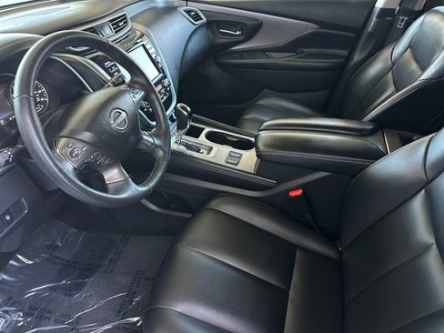 Used 2023 Nissan Murano SV FWD image 9