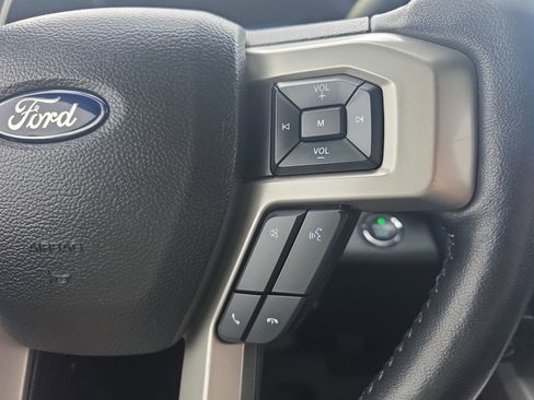 Used 2022 Ford F250 Lariat w/ Lariat Ultimate Package image 33