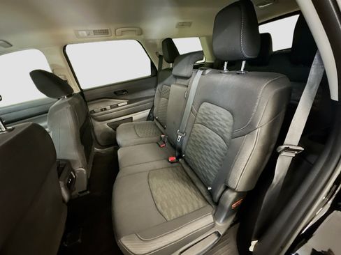 Used 2024 Nissan Pathfinder S AWD/4WD image 28