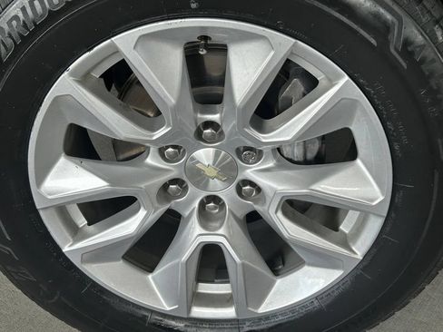 Used 2022 Chevrolet Silverado 1500 Custom RWD image 30