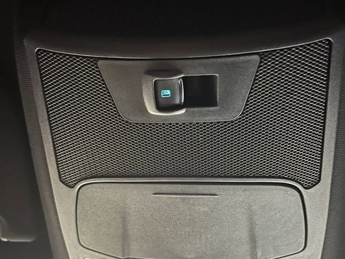 Used 2019 Ford F150 XLT w/ Equipment Group 302A Luxury AWD/4WD image 20