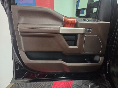 Used 2020 Ford F250 King Ranch w/ King Ranch Ultimate Package image 35