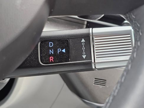 Used 2024 Hyundai Kona SEL image 24