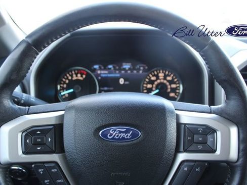 Used 2017 Ford F150 Lariat image 23