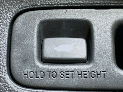 Used 2024 Honda CR-V EX-L image 32