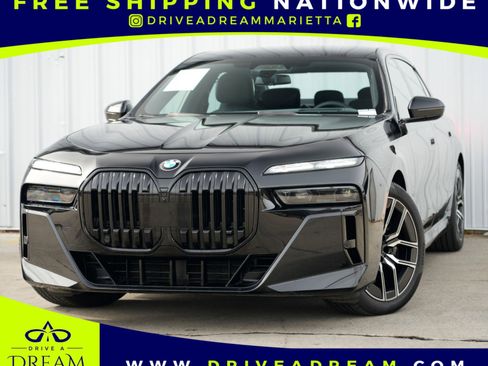 Used 2023 BMW 760i xDrive w/ Executive Package image 1