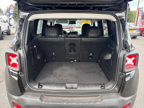 Used 2022 Jeep Renegade Trailhawk AWD/4WD image 13