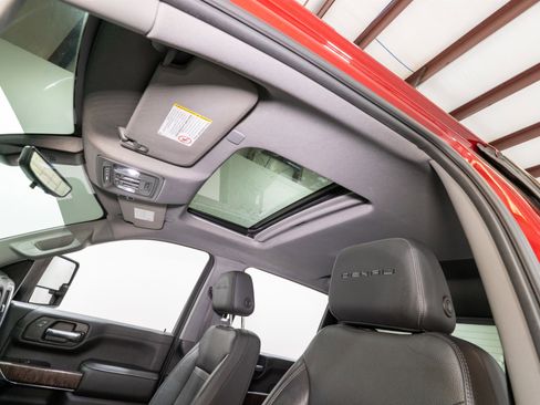 Used 2020 GMC Sierra 2500 Denali w/ Denali Ultimate Package image 19