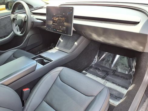 Used 2024 Tesla Model 3 Long Range AWD/4WD image 8