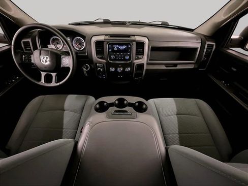Used 2019 RAM 1500 Express AWD/4WD image 14