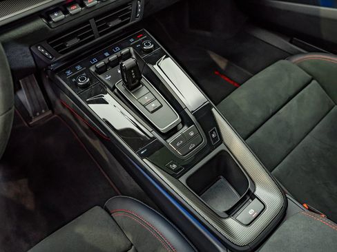 Certified 2025 Porsche 911 Carrera 4 GTS AWD/4WD image 41