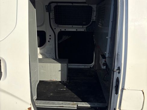 Used 2016 Chevrolet City Express LT image 13