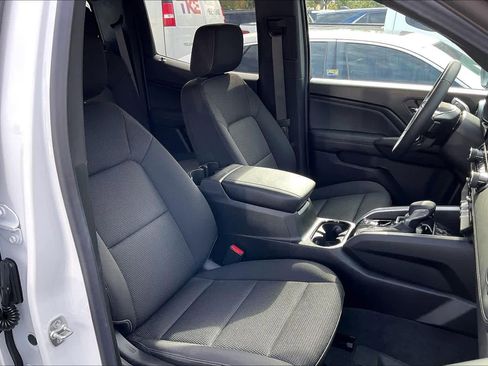 Certified 2025 Chevrolet Colorado LT image 7