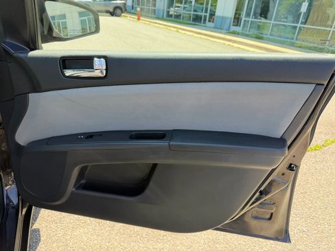 Used 2012 Nissan Sentra 2.0 SL w/ Special Value Pkg FWD image 9