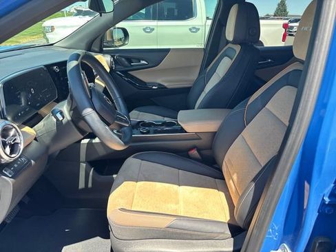 Certified 2025 Chevrolet Equinox ACTIV w/ Convenience Package III AWD/4WD image 9