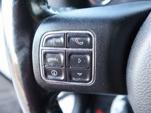 Used 2018 Jeep Wrangler Unlimited Sport S image 15