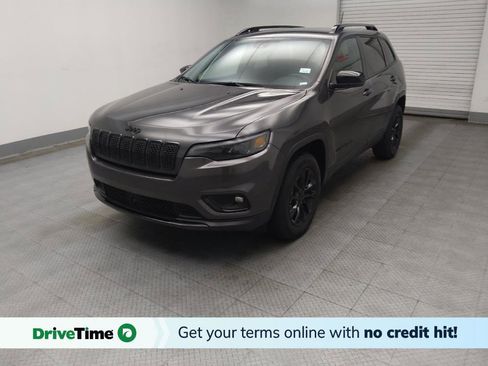 Used 2023 Jeep Cherokee Altitude Lux image 1