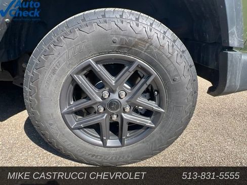 Used 2024 Jeep Wrangler Unlimited Sport AWD/4WD image 5