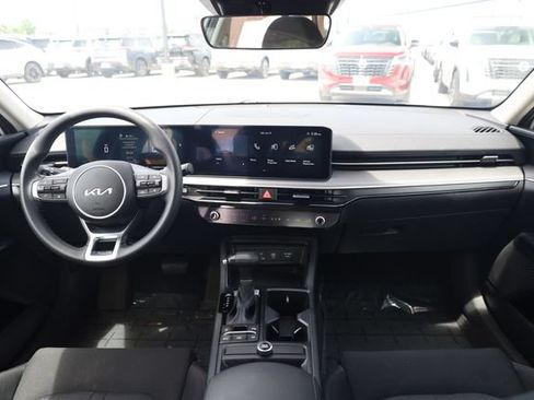 Used 2025 Kia K5 LXS FWD image 14