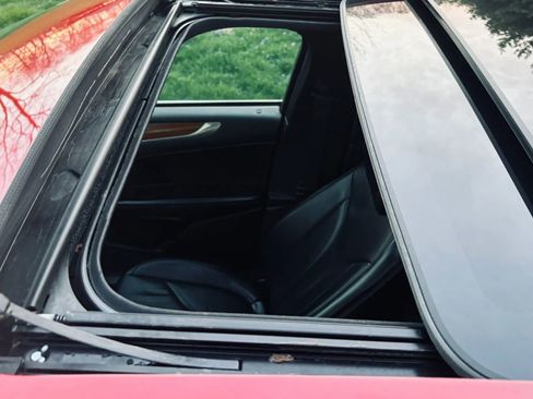 Used 2017 Lincoln MKC Reserve w/ Lincoln MKC Climate Package image 21